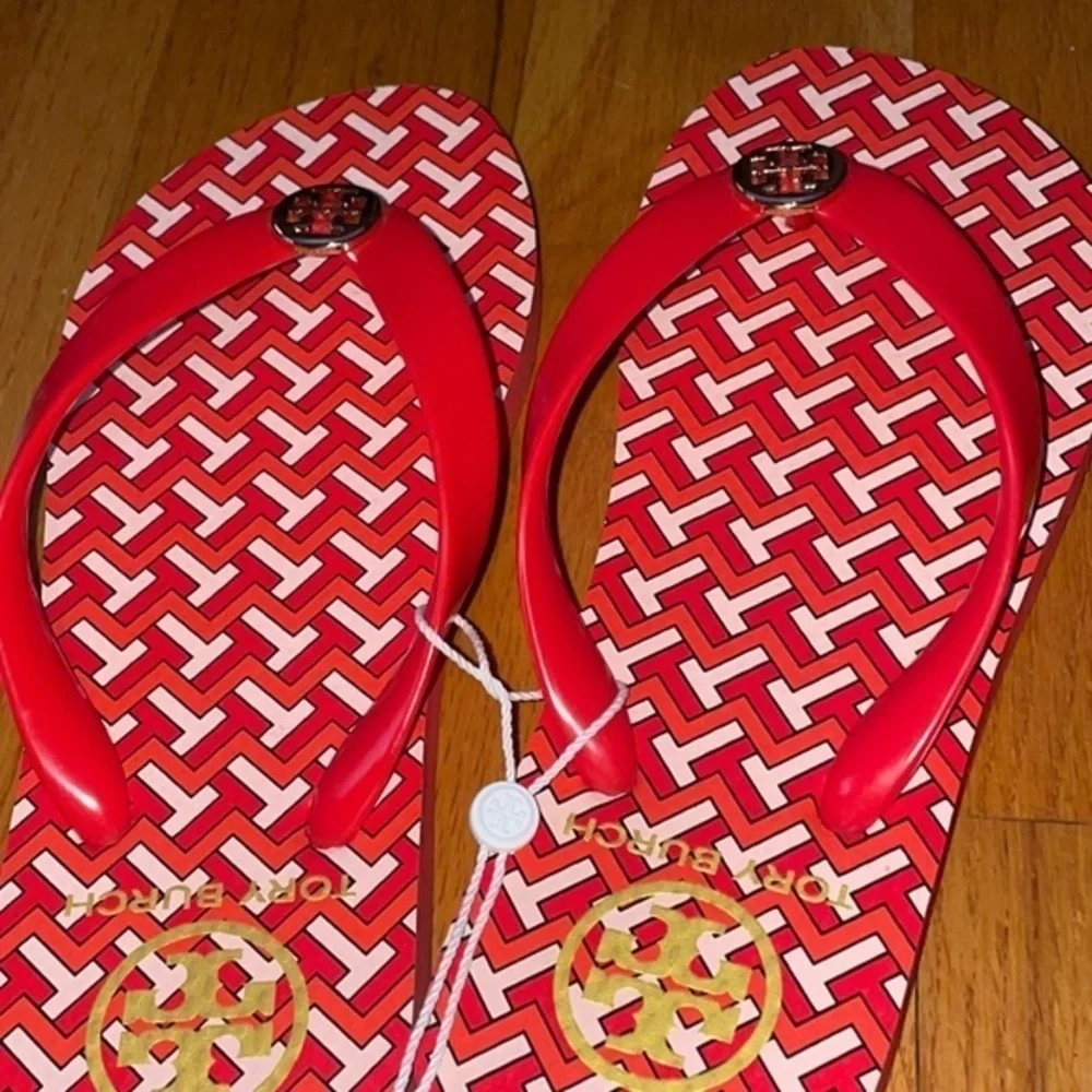 Tory Burch Classic T Zig Zag Chevron Preppy Herringbone Thong Flip Flop Sandals